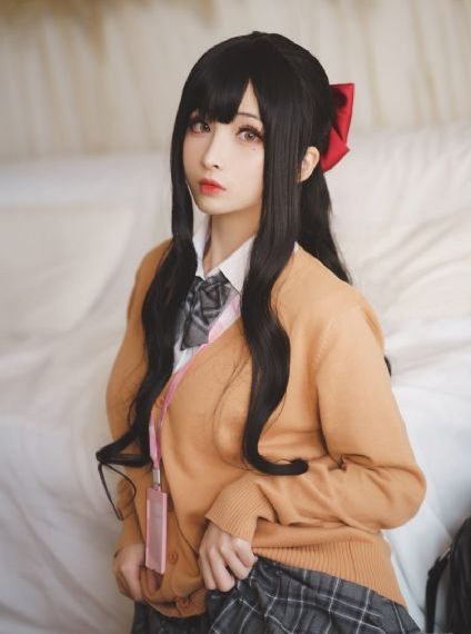 小豪一起上孟卉跟钰慧的演员