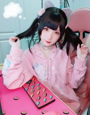 和两个小婕子做受hd