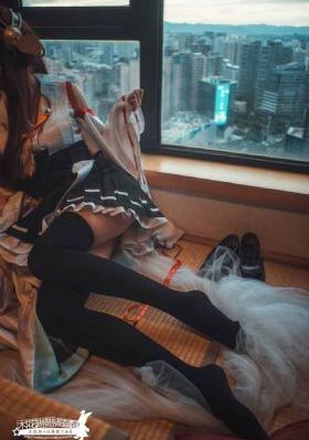 美谷朱里