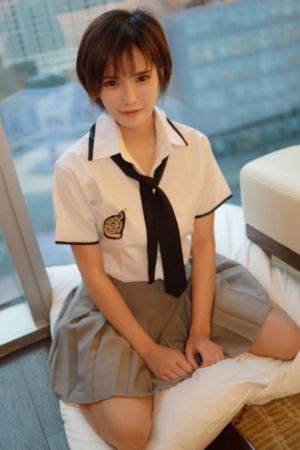 动漫美女隐私打扑克视频