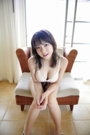美女校花张开腿让我电影