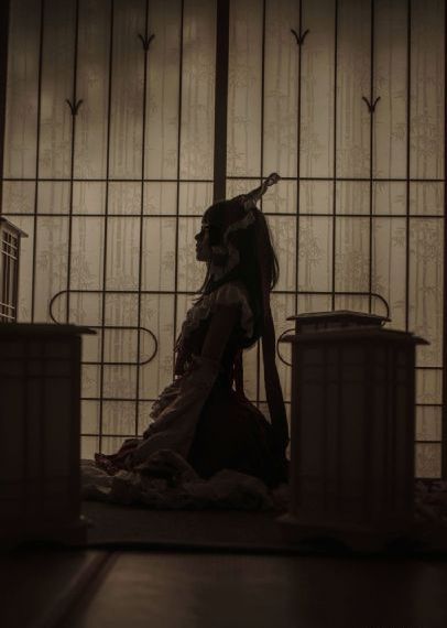 在世界尽头咏唱恋曲的少女