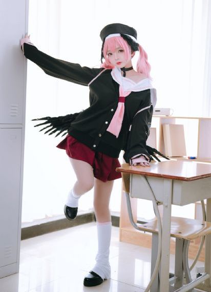 精品在线看